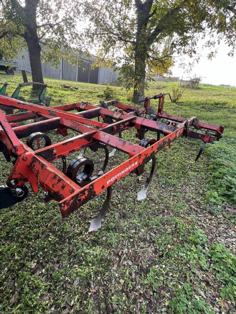 Grubber Pöttinger Landsberg, 9 Federzinken