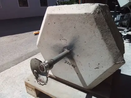 Heckgewicht 320 kg