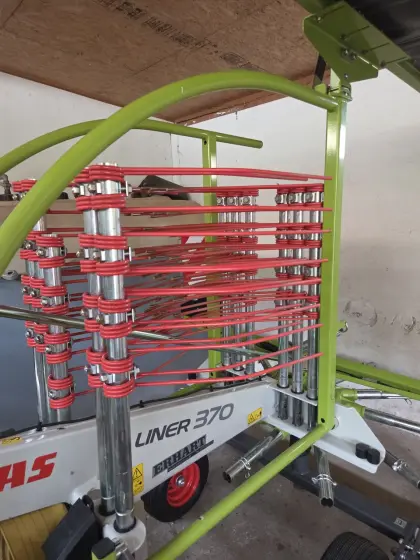 Claas Liner 370 Tandem-Schwader