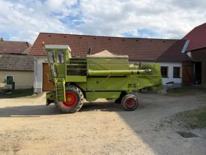 Claas Dominator 80, Kabine, Häcksler, 3,90 Tisch mit Wagen.