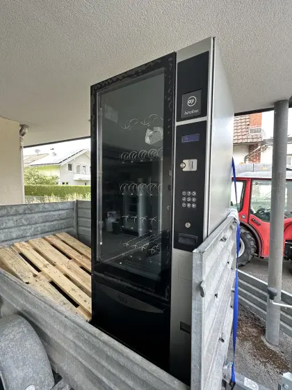 Warenautomat Epta, Waren kühlbar