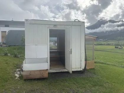Bau-Bürocontainer
