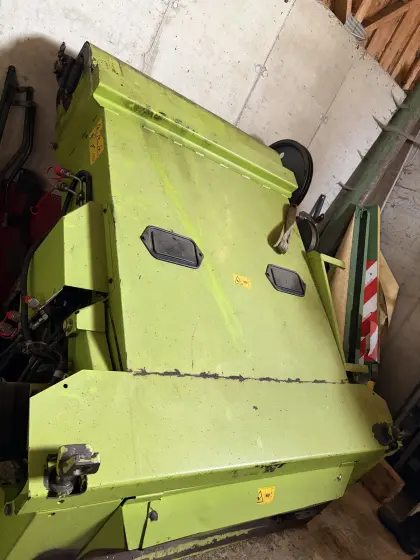 Autocontour Claas Medion 310