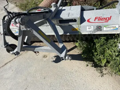 Fliegl Kehrmaschine Typ 500