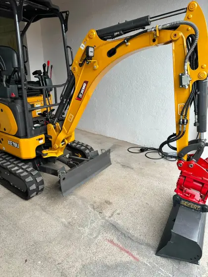 XCMG XE19U Vorführer, 5 Jahre Garantie, mit Powertilt und HS01