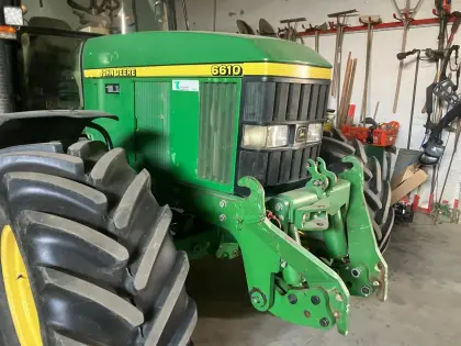 John Deere 6610