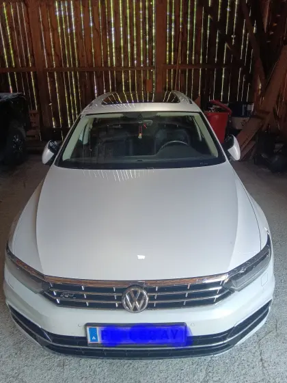 VW Passat 2.0 TDI SCR BlueMotion DSG Highline