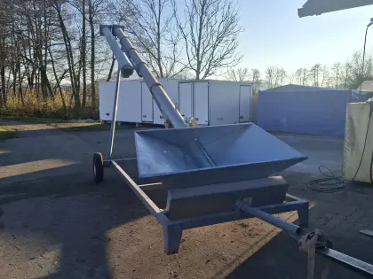 Polžasti transporter KK-GIGANT 200