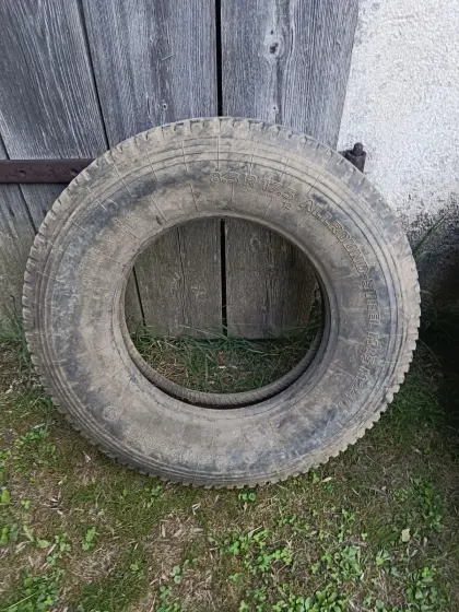 Verkaufe 1 Stk. Reifen 8.5 R17.5