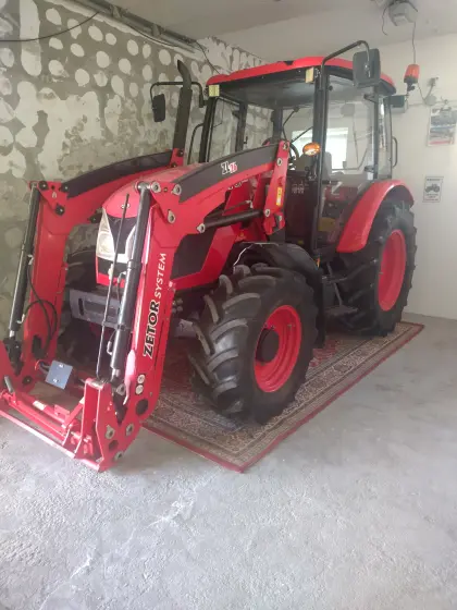 Zetor Major 80 mit Frontlader
