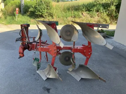 Krone Pflug Mustang