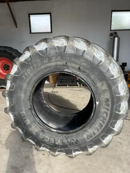 Verkaufe 710/75R34 Mähdrescherreifen Michelin MegaXBib
