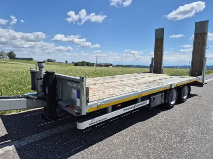 Humer Tandem-Tieflader verzinkt