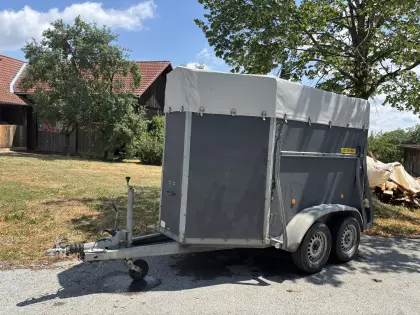 Viehanhänger, Pferdeanhänger