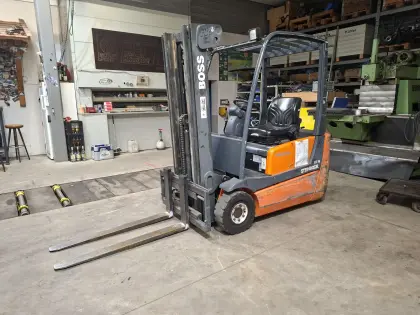 Steinbock Jungheinrich Gabelstapler 1,6 t Triplex Stapler LE16