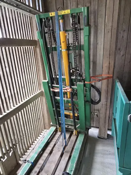 AEDES Boxlift Hubstapler Heckstapler NP 1400