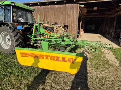 Schwader Stoll R 415 4DS, kein Kuhn