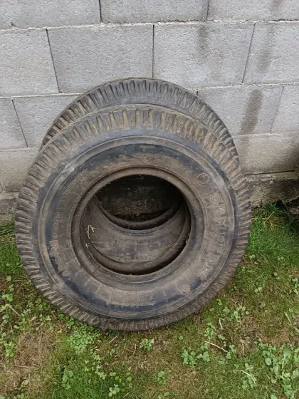 Reifen 8.25x16