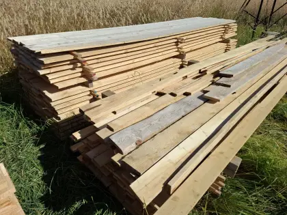 Fichtenbretter für Fassade