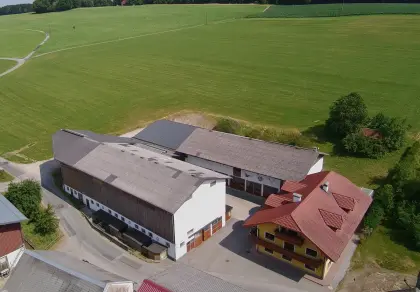 Landwirtschaftlicher Betrieb mit 20 ha Grünland zu verkaufen