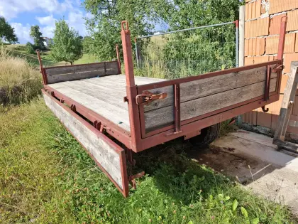 Holzwagen