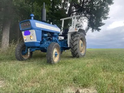 Ford 3000 mit 52 PS, restauriert, überholt, Oldtimer