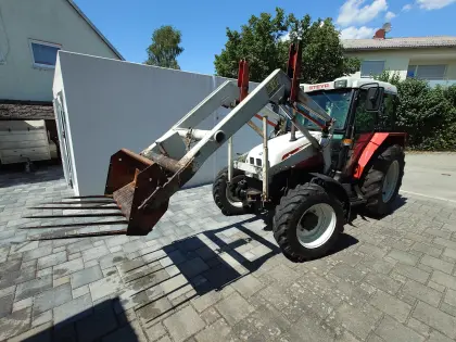 Steyr 958A mit Big-Lift Frontlader