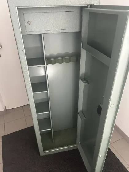 Waffenschrank