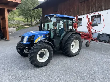 New Holland T4020