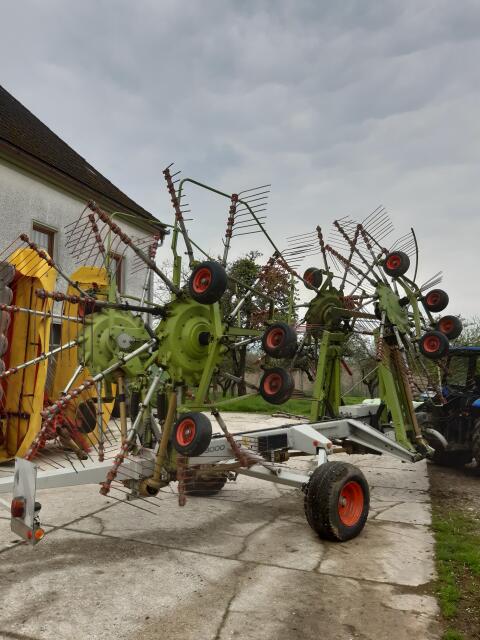 4-fach Schwader, CLAAS Liner 3000, Großflächenschwader CLAAS Liner 3000