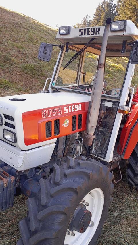 Steyr 8055 RS2 Allrad Steyr 8055 A