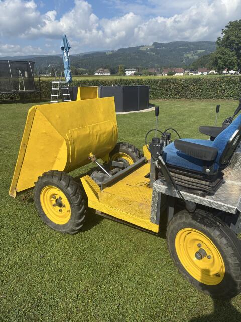 Dumper Thwaites
