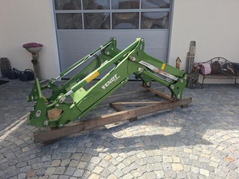 Fendt Cargo 4X75 compact