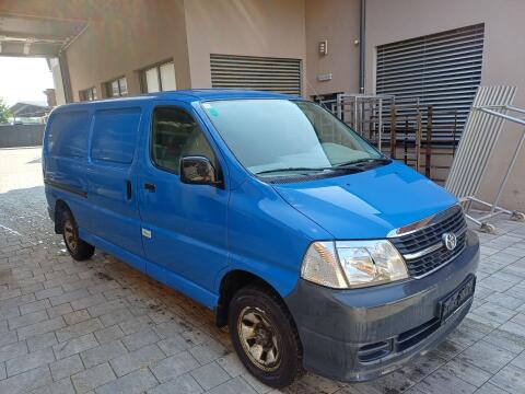 Toyota Hiace Kasten lang