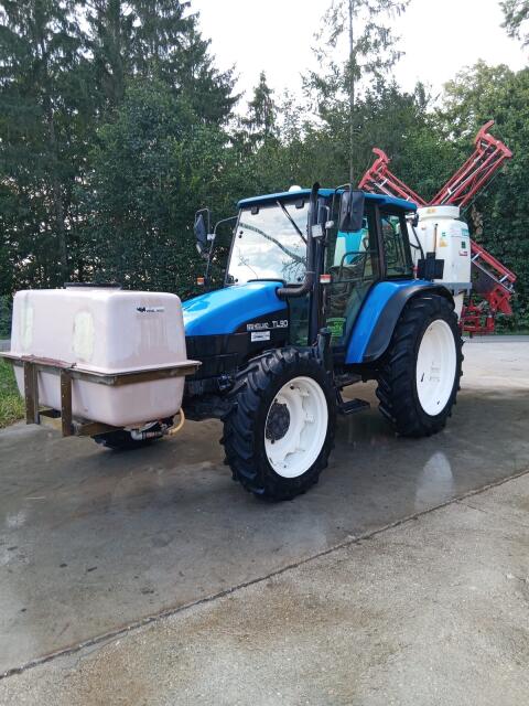 New Holland TL90