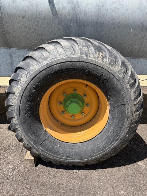 Reifen 550/60-22,5