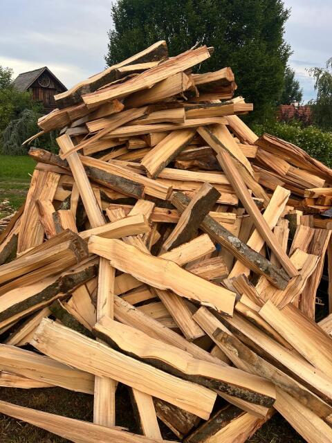 Brennholz zu verkaufen