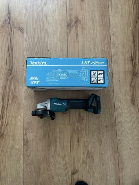Makita DGA 504 Akku-Winkelschleifer/Flex DGA504