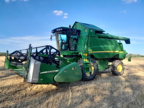 John Deere W540