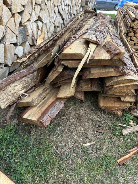 Lerchenbretter mit Rinde