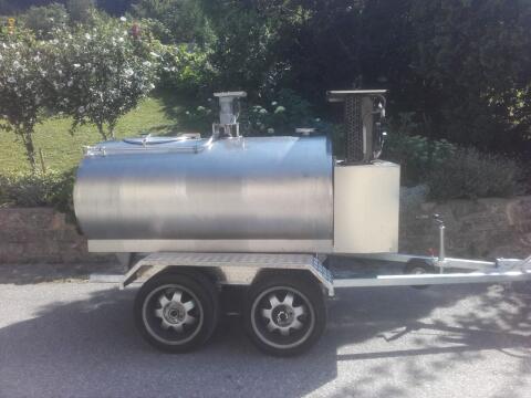 Milchtank fahrbar