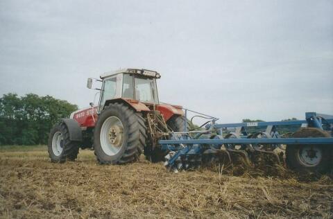 4-balkiger Grubber aufgesattelt, AB 4 m