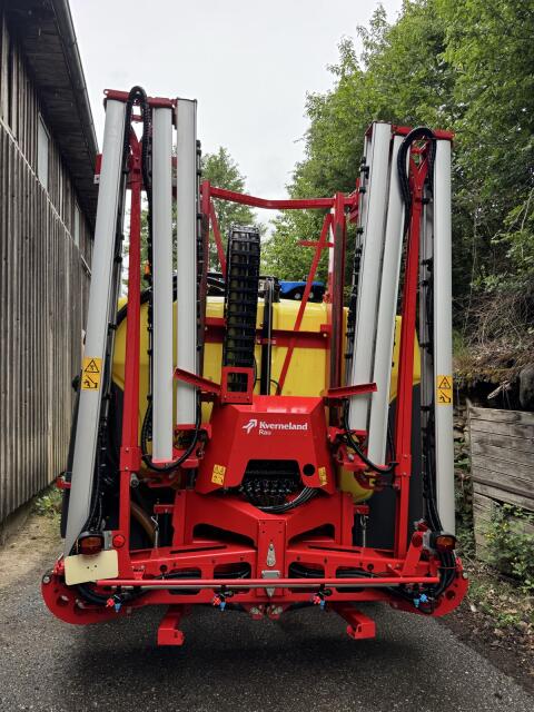Kverneland IXter B13