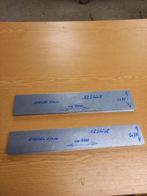 12 + 12 verzinkte Bleche 60/70 x 400