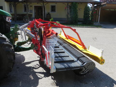 Pöttinger Mergento F4010 Alpin Pickupschwader
