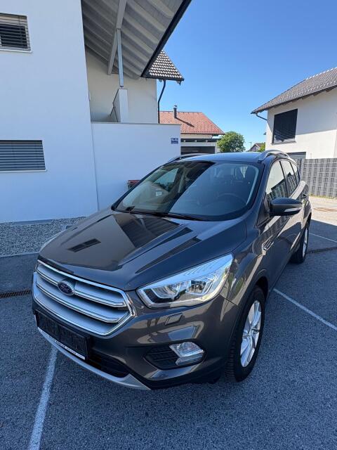 Ford Kuga Titanium 2 l Diesel ohne Ad-Blue SUV