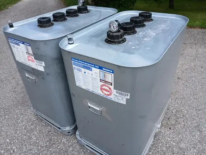 Dieseltank, Öltanks, Schütz-Tank, 750 l Tanks, Pumpe, X-VET 700