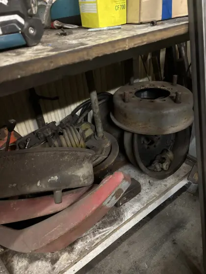 Diverse Bremsteile, Steckachsen Steyr T80/84/86