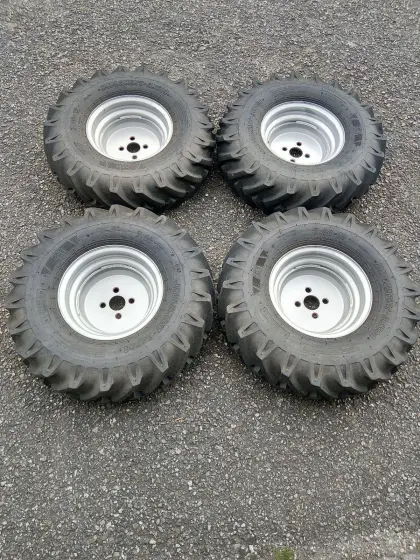 BKT Kompletträder 7.00-12 Schäffer, Weidemann, Thaler