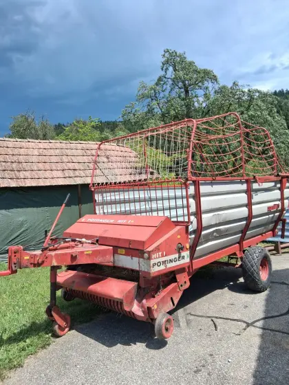 Pöttinger HIT 1 Ladewagen